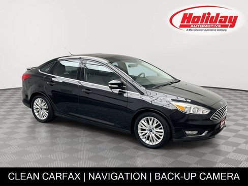 Used 2015 Ford Focus Titanium FWD image 1