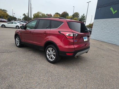 Used 2018 Ford Escape SE w/ SE Sync 3 Package image 3