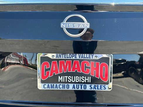 Used 2025 Nissan Altima 2.5 SV FWD image 13