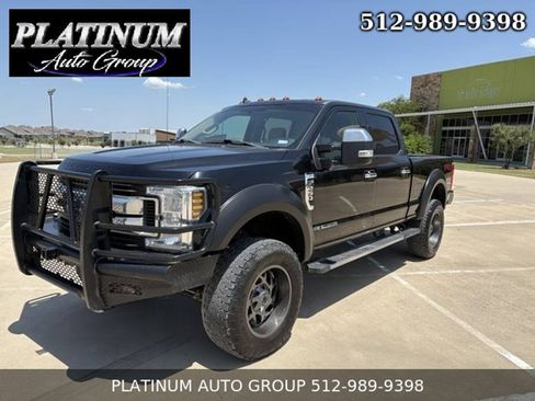 Used 2019 Ford F250 XLT w/ XLT Premium Package AWD/4WD image 1