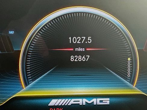 Used 2022 Mercedes-Benz GLB 35 AMG AMG GLB 35 image 19