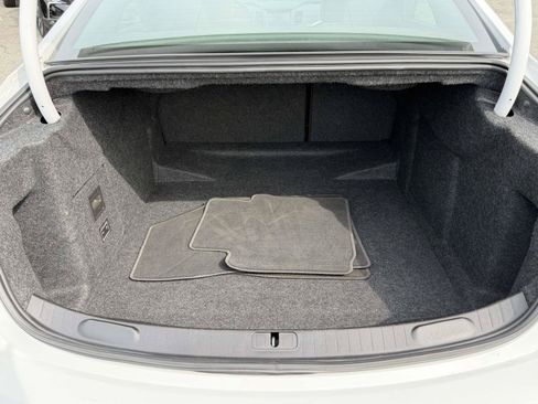 Used 2019 Chevrolet Impala LT FWD image 35