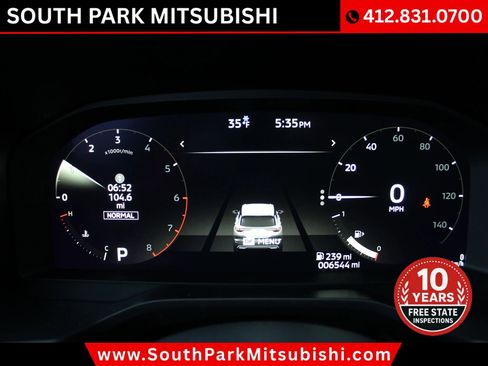 Used 2025 Mitsubishi Outlander AWD image 19