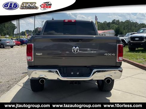 Used 2017 RAM 1500 Laramie w/ Convenience Group AWD/4WD image 6