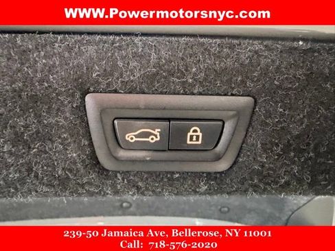 Used 2022 BMW 540i w/ M Sport Package image 17