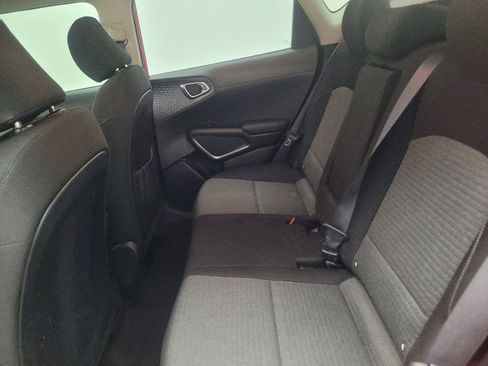 Used 2020 Kia Soul EX FWD image 18