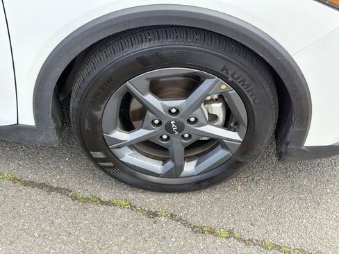 Used 2025 Kia K4 FWD image 7
