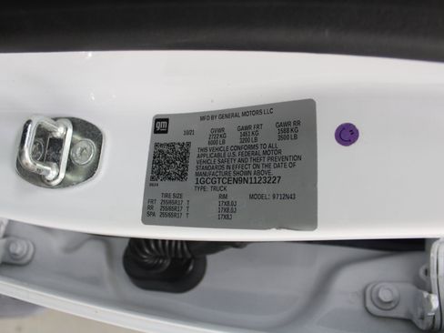 Used 2022 Chevrolet Colorado LT w/ LT Convenience Package AWD/4WD image 48