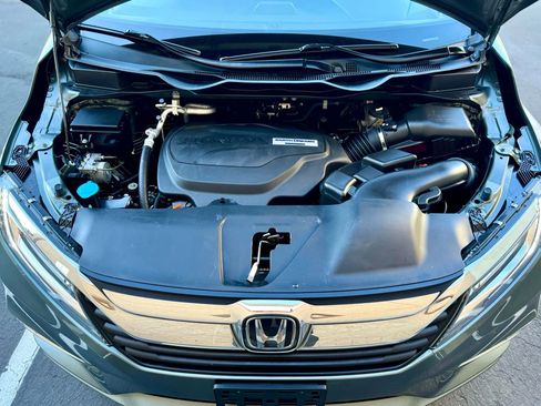 Used 2018 Honda Odyssey Touring image 26