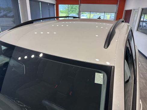 Used 2017 Volkswagen Tiguan Limited w/ Premium Package FWD image 11