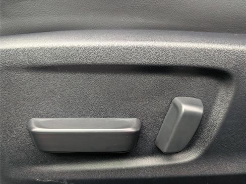 Certified 2025 Lexus IS 350 F Sport image 21