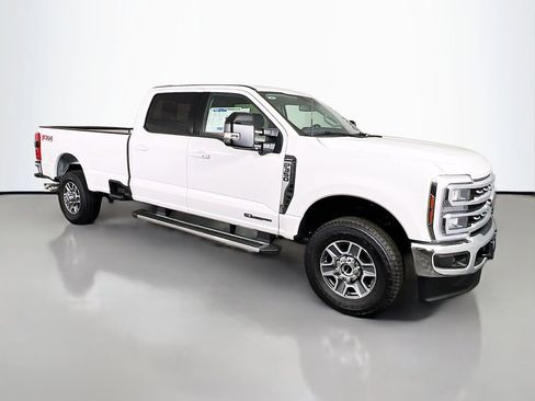New 2026 Ford F350 Lariat image 1