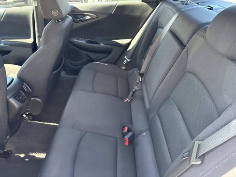 Used 2025 Chevrolet Malibu LT FWD image 29