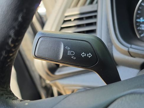 Used 2019 Ford EcoSport SE FWD image 23