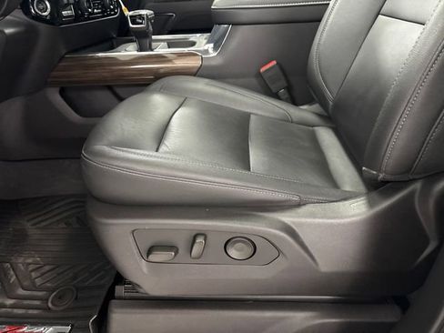 Used 2024 Chevrolet Silverado 1500 LT Trail Boss w/ LT Trail Boss Premium Package image 12