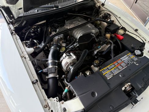 Used 1994 Ford Mustang GT RWD image 23