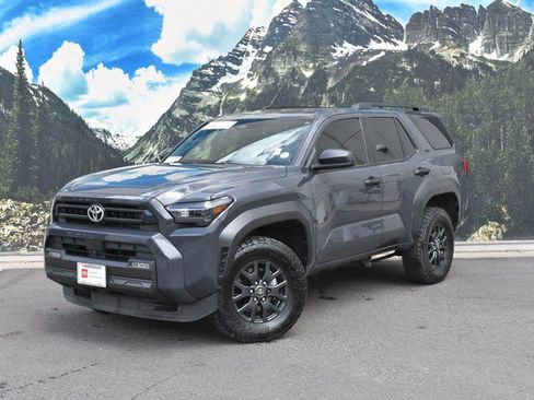 Certified 2025 Toyota 4Runner SR5 AWD/4WD image 6