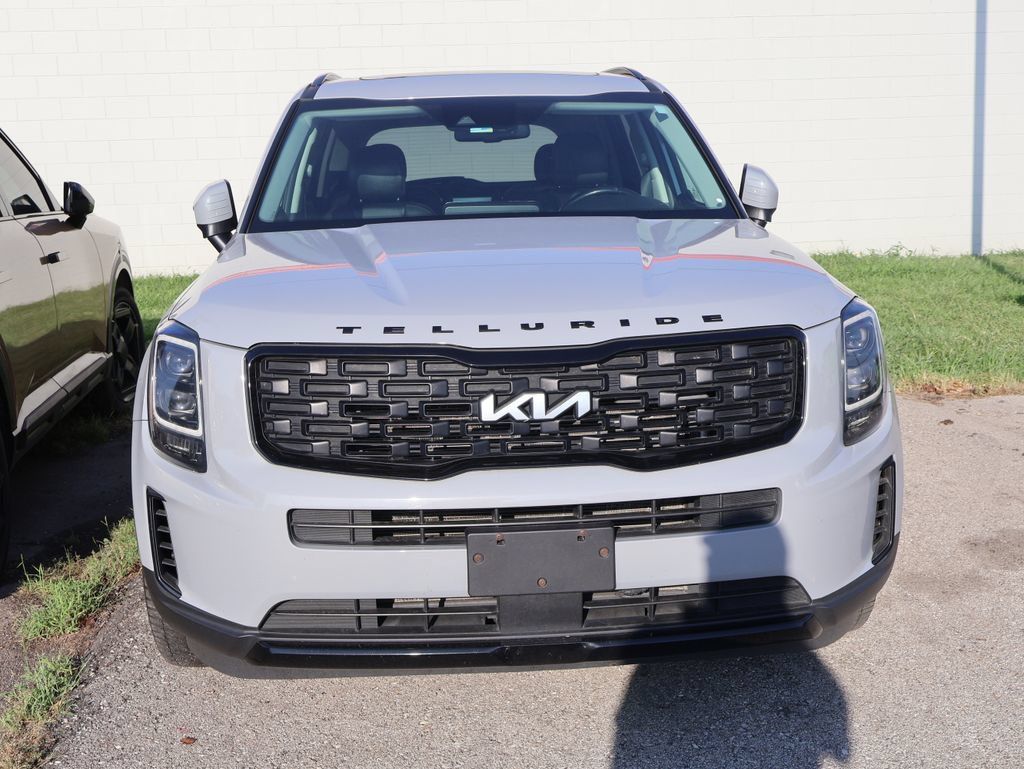 Used 2022 Kia Telluride EX w/ EX Premium Package AWD/4WD image 4