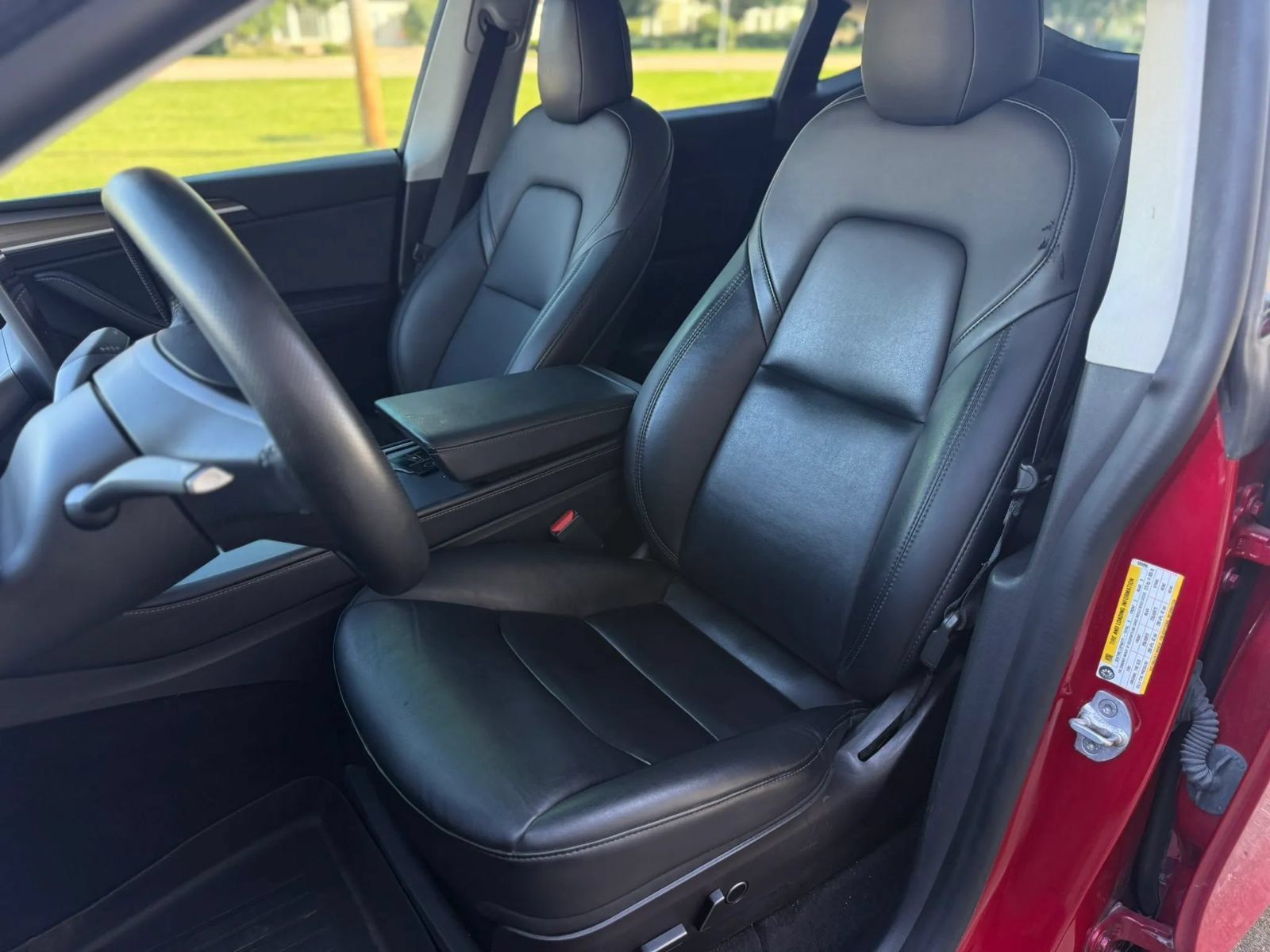 Used 2023 Tesla Model Y AWD image 10
