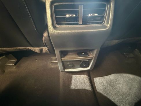 Used 2023 Ford Edge ST-Line AWD/4WD image 22