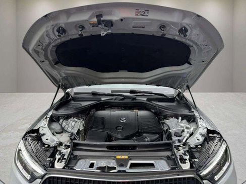 Certified 2026 Mercedes-Benz GLC 300 4MATIC image 32