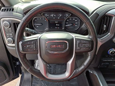 Used 2022 GMC Sierra 1500 SLT w/ SLT Premium Package AWD/4WD image 19