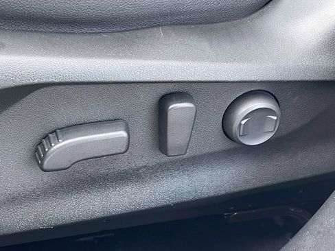 Used 2023 Subaru Forester Premium image 7