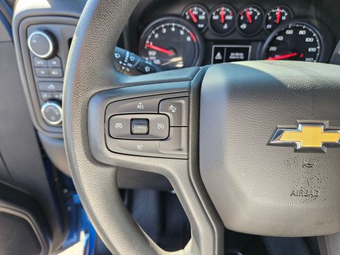 Used 2022 Chevrolet Silverado 1500 Custom AWD/4WD image 17