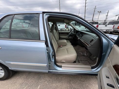 Used 2009 Mercury Grand Marquis LS image 57