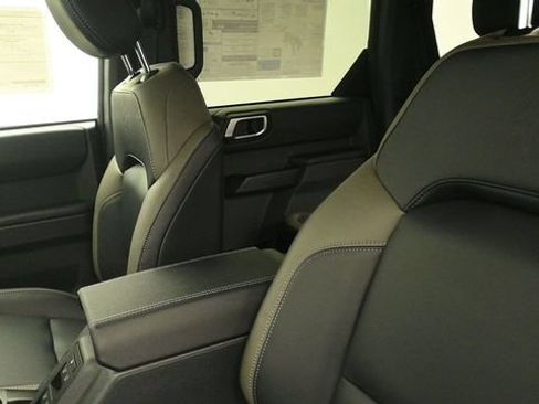 New 2026 Ford Bronco Outer Banks w/ Sasquatch Package AWD/4WD image 20