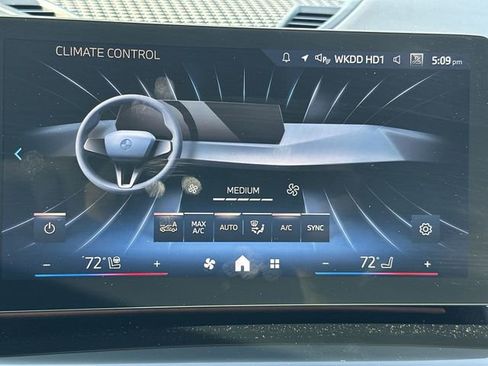 Used 2024 BMW X1 xDrive28i w/ Technology Package image 19