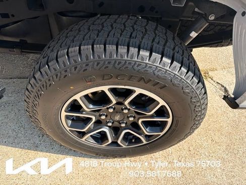 Used 2023 Ford F150 Lariat w/ Max Trailer Tow Package AWD/4WD image 10