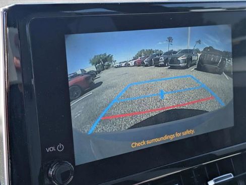 Used 2023 Toyota Corolla SE image 11