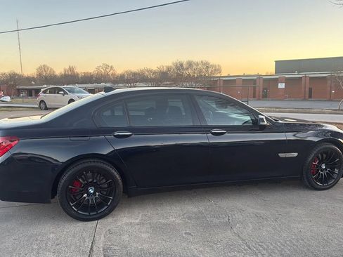 Used 2014 BMW 750Li xDrive AWD/4WD image 6