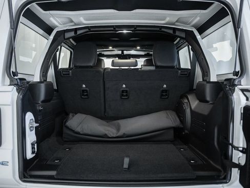 New 2025 Jeep Wrangler Unlimited Rubicon 4xe image 8