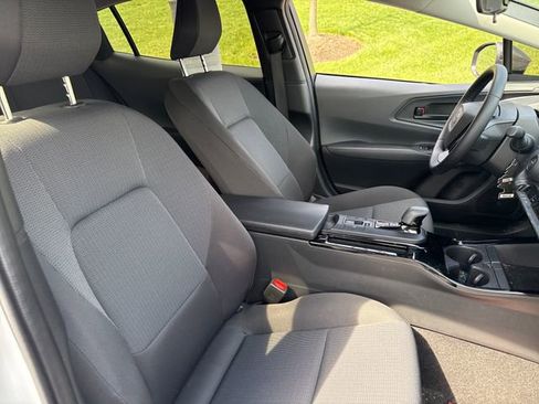 Used 2024 Toyota Prius LE image 13
