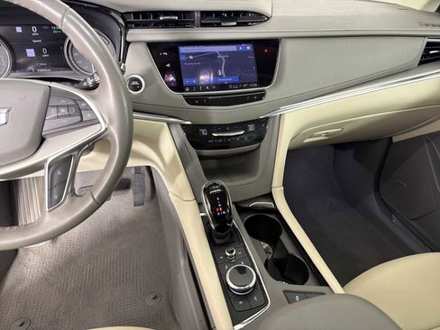 Used 2024 Cadillac XT5 Premium Luxury w/ Technology Package image 28