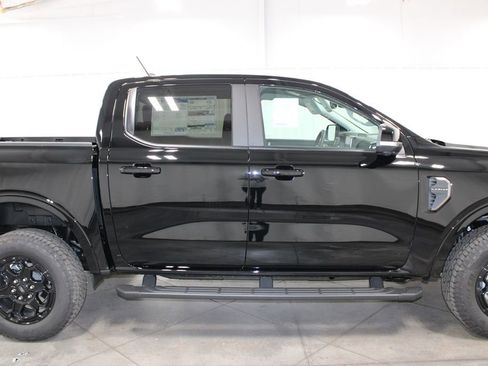 New 2025 Ford Ranger Lariat w/ FX4 Off-Road Package image 10