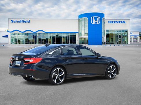 Used 2020 Honda Accord Sport image 3