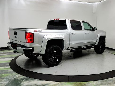 Used 2017 Chevrolet Silverado 1500 LTZ Z71 w/ LTZ Plus Package image 5