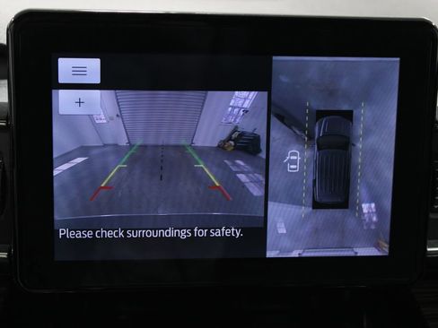 Used 2023 Ford Explorer Limited image 34