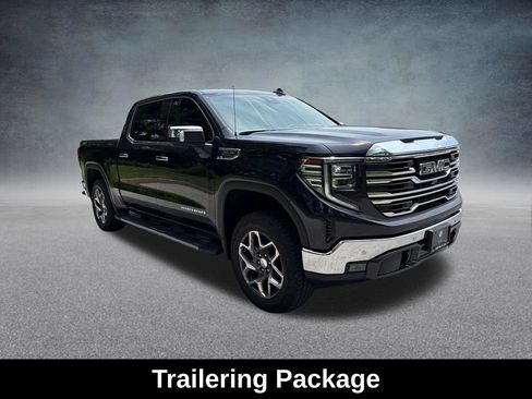 Used 2024 GMC Sierra 1500 SLT w/ SLT Premium Plus Package AWD/4WD image 9