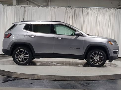 Used 2019 Jeep Compass Latitude image 18
