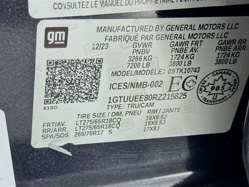 Used 2024 GMC Sierra 1500 AT4 image 53