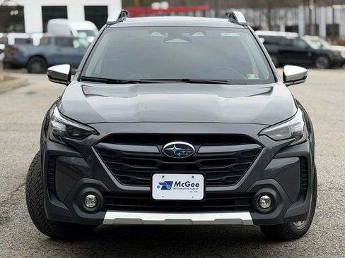 Used 2025 Subaru Outback Touring XT image 2