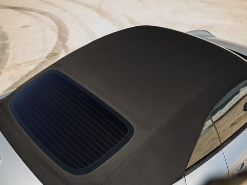Used 2015 Porsche 911 Cabriolet image 19