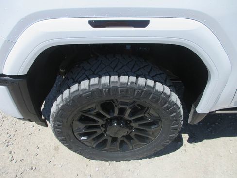 New 2026 GMC Sierra 2500 Denali Ultimate AWD/4WD image 16