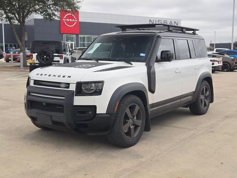 Used 2022 Land Rover Defender 110 X-Dynamic SE image 7