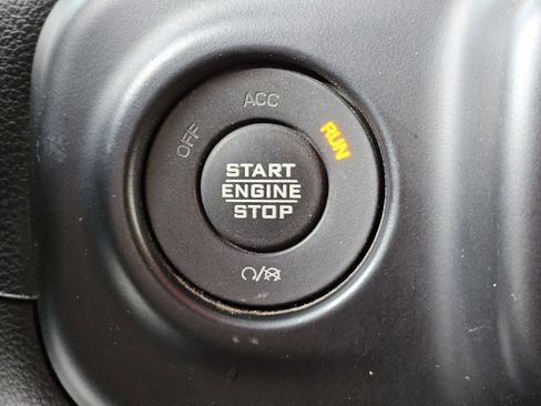 Used 2021 Jeep Wrangler Unlimited Rubicon w/ Xtreme Recon 35" Tire Package image 21