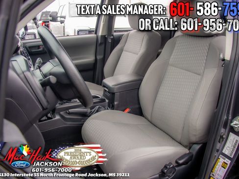 Used 2023 Toyota Tacoma SR AWD/4WD image 9